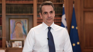 Live: Ο Μητσοτάκης απαντάει στον Τσίπρα