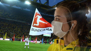 Ακόμη και η μπάλα θα μπει με μάσκα στο γήπεδο…