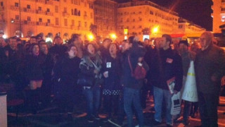 Εστησαν χορό στο άγαλμα του Βενιζέλου! 