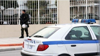 Άγνωστος πέταξε δέμα στο προαύλιο των φυλακών κι εξαφανίστηκε