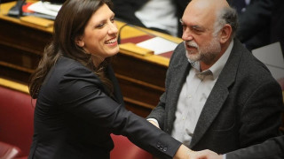 Σαρωτική επικράτηση της Ζωής Κωνσταντοπούλου για την προεδρία της Βουλής