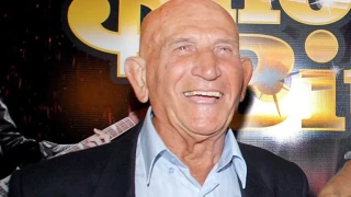 Ο Γκουσγκούνης δεν το βάζει κάτω και θέλει να παίξει πάλι σε ταινία