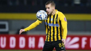 Άρης: Με το στυλό ανά χείρας ο Σάσα