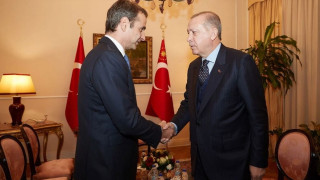 Ολο το παρασκήνιο: Πώς «σπάει ο πάγος» μεταξύ Μητσοτάκη-Ερντογάν