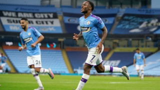 ΜΑΓΚΑΣ Στέρλινγκ, αγόρασε φαγητό για άστεγες γυναίκες