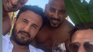 Για μπάνιο στην Κατερίνη ο Θόδωρος Καρυπίδης!