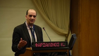 Φαρσαλινός: «Τι ισχύει για το εμβόλιο και το mRNA»