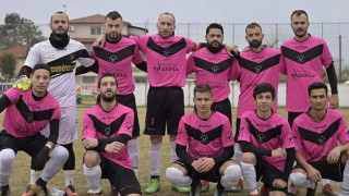 Η πρώτη της Δόξας Αδενδρου