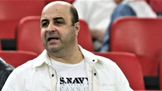 Τζόνι Βαβούρας: «Αυτό που κάνει ο Σεφερλής δεν είναι χιούμορ, είναι μπαλαφάρα»