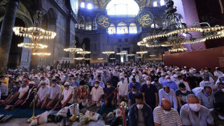 Αγία Σοφία: 3.000 άνθρωποι μολύνθηκαν με κορωνοϊό στη φιέστα Ερντογάν