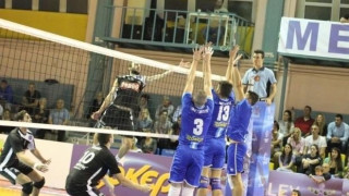 Νίκη με 3-0 και συνθήματα τίτλου από τον «ασπρόμαυρο» κόσμο! 