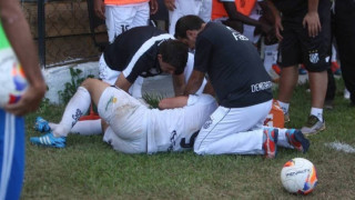 Τον δάγκωσε σκύλος την ώρα του αγώνα (photos)