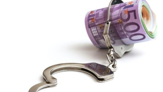 Θεσσαλονίκη: Σύλληψη προέδρου εταιρείας τηλεμάρκετινγκ για χρέη μαμούθ