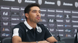 Το ρευστό ρόστερ αβαντάζ για Φερέιρα