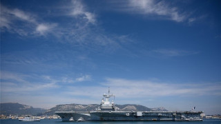Charles de Gaulle: Tο γαλλικό αεροπλανοφόρο που… θα βουλιάξουν οι Τούρκοι