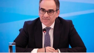 «Τότε θα έχουμε τις πρώτες δόσεις εμβολίου για covid-19 στην Ελλάδα»