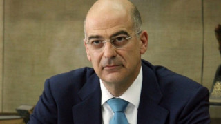 Αιχμές Δένδια για ΕΕ και NATO