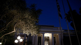 Συναγερμός στο Μέγαρο Μαξίμου για ύποπτο κρούσμα κορωνοϊού