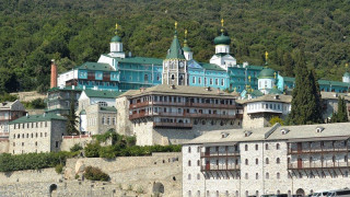 Στο Άγιο Όρος την Πέμπτη ο Ρώσος πρωθυπουργός, μπέρδεμα από ρωσικό δημοσίευμα!