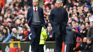 «Σπόντες» Μουρίνιο για την απουσία του από το βιβλίο του Βενγκέρ