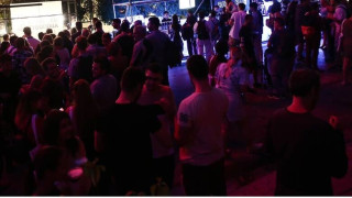 Με παρακάλια και γλειψίματα δεν συμμορφώνονται οι κορωνοϊομπαχαλάκηδες