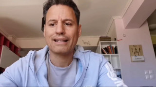 Πετράκος: «Δεν έκανα τον γιατρό αλλά τον δημοσιογράφο»
