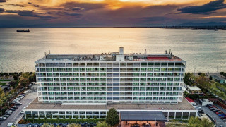 Αναστέλλει τη λειτουργία του το «Makedonia Palace»