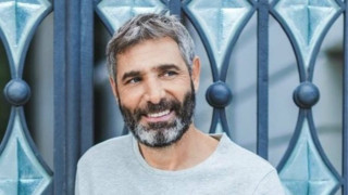 Αθερίδης: «Οι ηθοποιοί είναι έτοιμοι να μπουν σε συσσίτια»