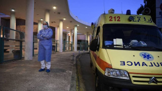 Η μεγάλη στιγμή που γυναίκα 102 ετών στην Ελλάδα νίκησε τον κορωνοϊό!