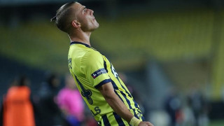 Χαμός στην Τουρκία: Ο διαιτητής που «χάλασε» την γκολάρα του Πέλκα - «Βράζουν» στη Φενέρ!