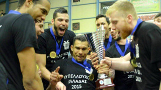 Το... τρελό νυχτερινό πάρτι των Κυπελλούχων (video)