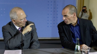 «Έγκλημα κατά της ανθρωπότητας τα δάνεια στην Ελλάδα»