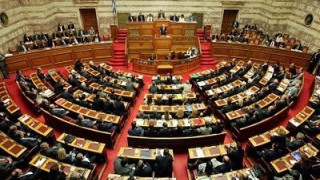 Σαρωτικές αλλαγές στη χρηματοδότηση των κομμάτων