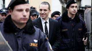Αλώβητος έφυγε ο Ηλίας Κασιδιάρης από Πλημμελειοδικείο Αθηνών