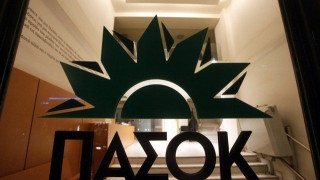ΠΑΣΟΚ: «Ανεύθυνη, επιπόλαιη και αντιφατική η δήλωση Βαρουφάκη»