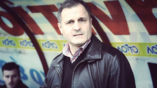 Σκέφτεται την επιστροφή, δύσκολα να την αποφασίσει