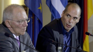 Σόιμπλε: Όλα είναι ανοησίες, δεν προσέβαλα τον Βαρουφάκη