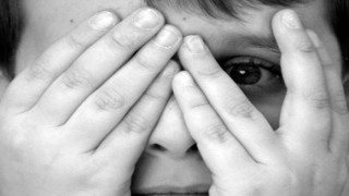Δάσκαλος ξυλοκόπησε μέχρι θανάτου 12χρονο μαθητή επειδή ήταν αδιάβαστος