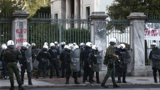 Πολυτεχνείο 2022: «Αστακός» η Αθήνα- Κλειστοί σταθμοί του μετρό και κυκλοφοριακές ρυθμίσεις