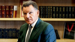 Ο Κούγιας καλείται να πληρώσει 20.000 ευρώ στον Πατέρα