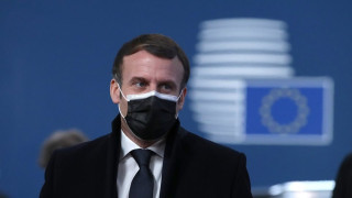 Θετικός στον κορωνοϊό ο Μακρόν