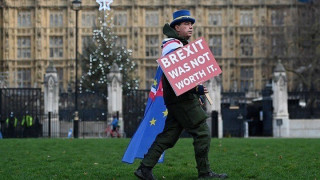 Πώς υποδέχθηκε ο βρετανικός Τύπος το Brexit