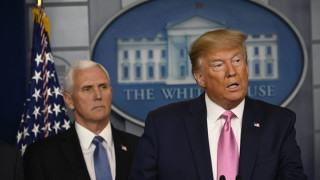 Χυδαία επίθεση Τραμπ σε Πενς: «Θα μείνεις στην ιστορία ως πατριώτης ή ως μ@@νί»