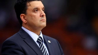 Αγγέλου: «Ο Βεζένκοφ έχει την ωριμότητα να επιλέξει τον πιο σωστό δρόμο» (audio)