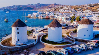Πέφτουν υπογραφές για τη βίζα Τούρκων πολιτών σε δέκα ελληνικά νησιά
