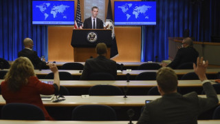 ΗΠΑ: Παίρνουν αποστάσεις από τη θεωρία διαρροής του ιού σε κινεζικό εργαστήριο