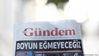 Τουρκία: Στη φυλακή τέσσερα στελέχη φιλοκουρδικής εφημερίδας!