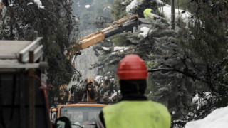 Αττική: ﻿Πέμπτη ημέρα χωρίς ρεύμα, οργή για το πινγκ πονγκ ευθυνών