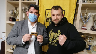 Ο «είμαι Εθνική και ΠΑΟΚ» Πύρρος Δήμας, μέλος του ΑΣ Άρης