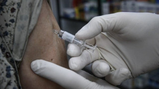 Κορωνοϊός: Μπαίνουν σε καραντίνα όσοι έχουν εμβολιαστεί; Τι ισχύει